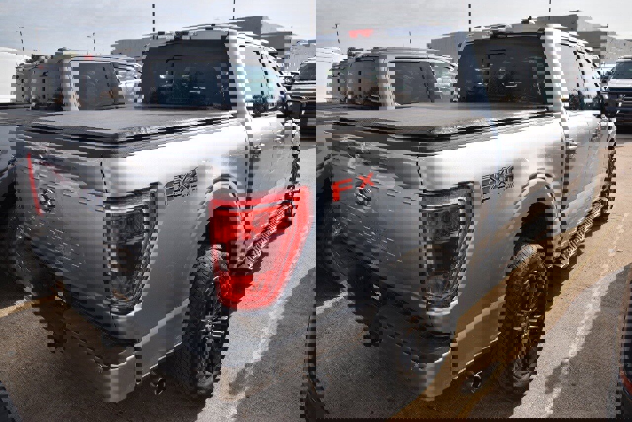 Certified 2022 Ford F150 XLT w/ Equipment Group 302A High image 5