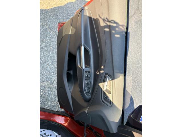 Certified 2019 Ford Escape SE FWD image 9