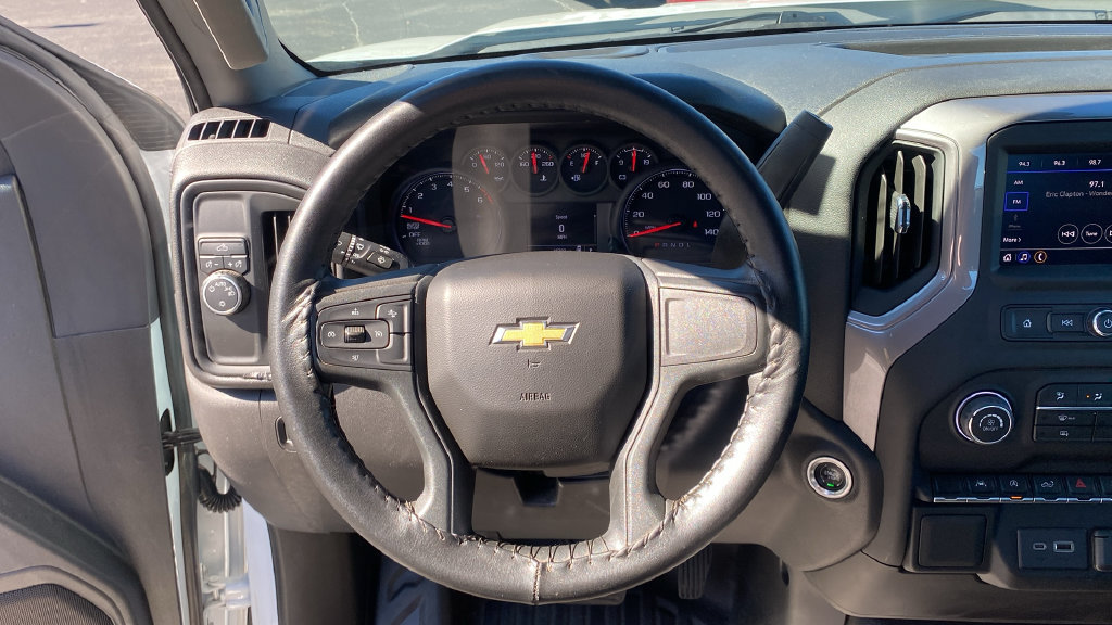 Used 2022 Chevrolet Silverado 1500 W/T RWD image 19