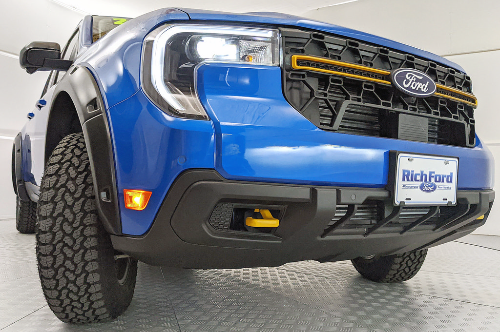 Certified 2026 Ford Maverick Tremor AWD/4WD image 22