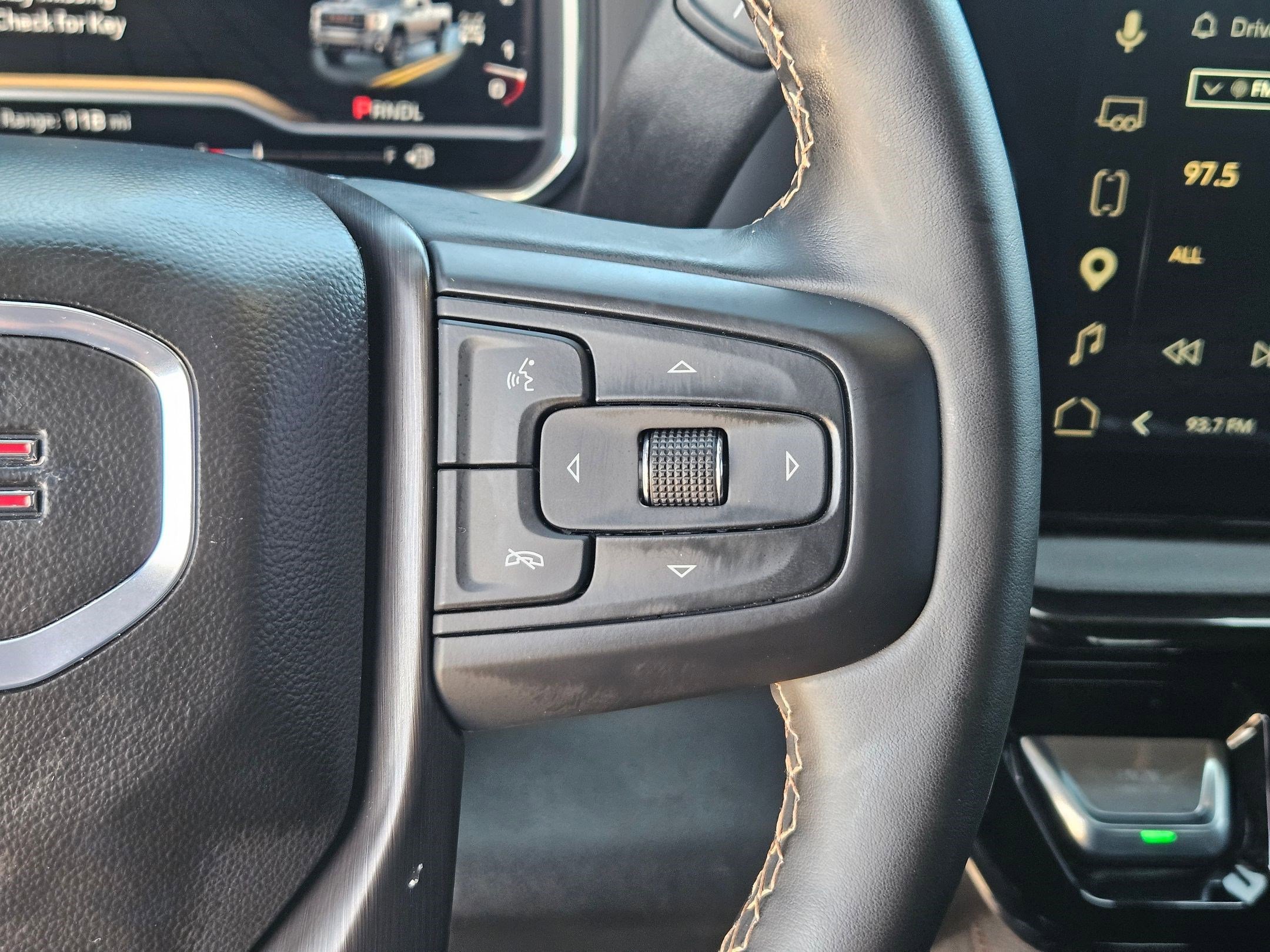Used 2025 GMC Sierra 2500 AT4 AWD/4WD image 20