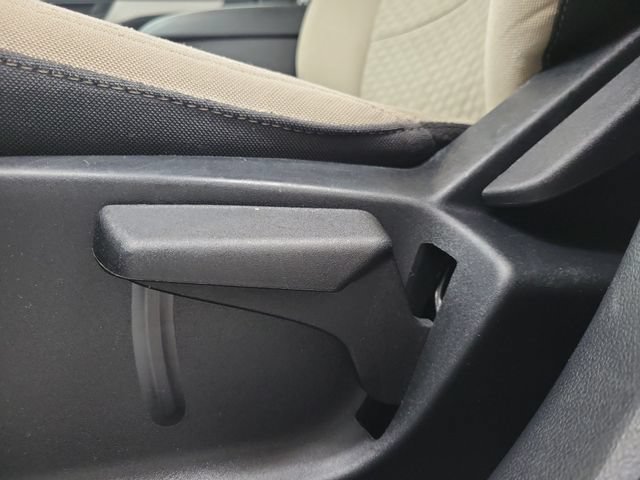 Certified 2022 Ford Escape SE AWD/4WD image 16