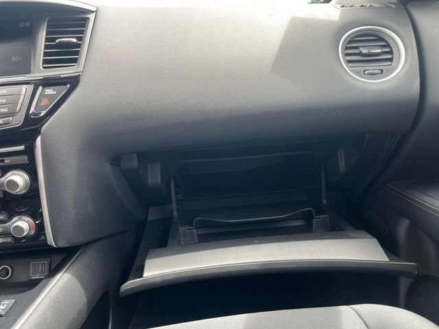 Used 2019 Nissan Pathfinder SV w/ SV All Weather Package AWD/4WD image 24