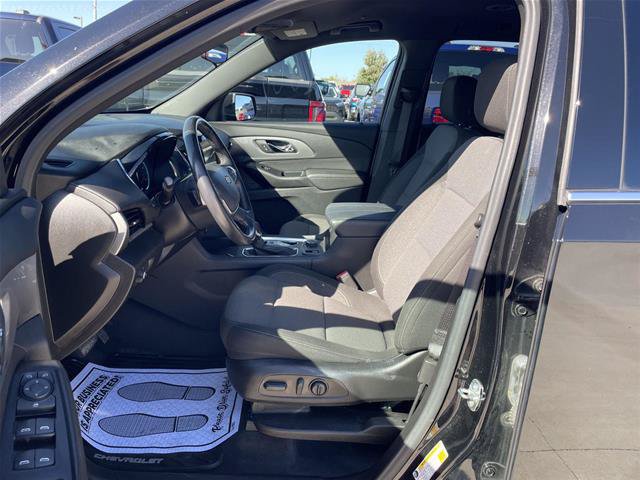Used 2022 Chevrolet Traverse LT AWD/4WD image 17