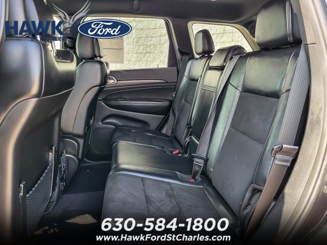 Used 2018 Jeep Grand Cherokee Altitude AWD/4WD image 9