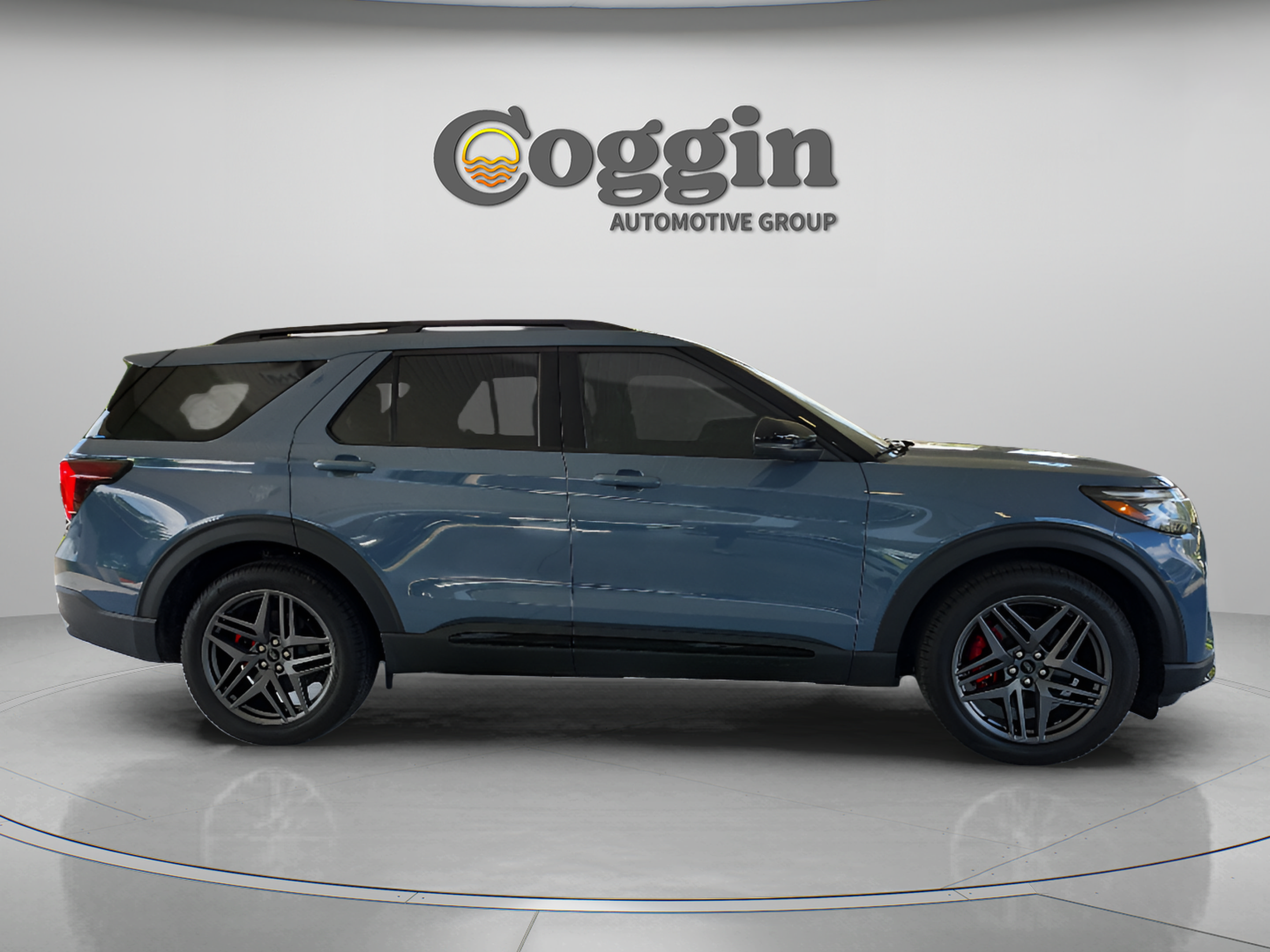 Certified 2026 Ford Explorer ST w/ Sun And Sound Package AWD/4WD image 6