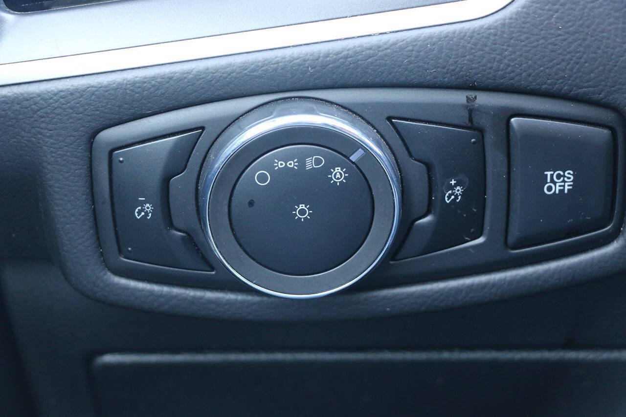 Certified 2024 Ford Edge SEL AWD/4WD image 30
