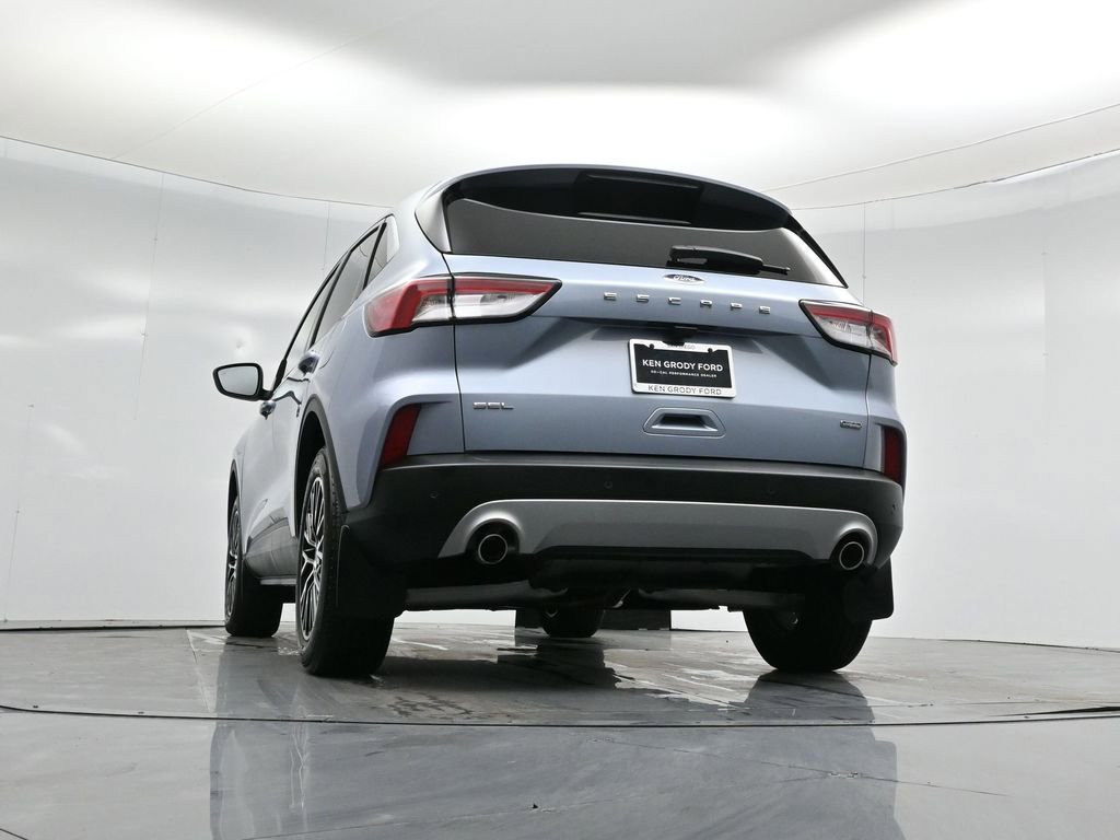 Certified 2022 Ford Escape SEL w/ Technology Package image 51