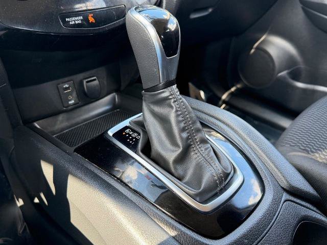 Used 2018 Nissan Rogue Sport S AWD/4WD image 18