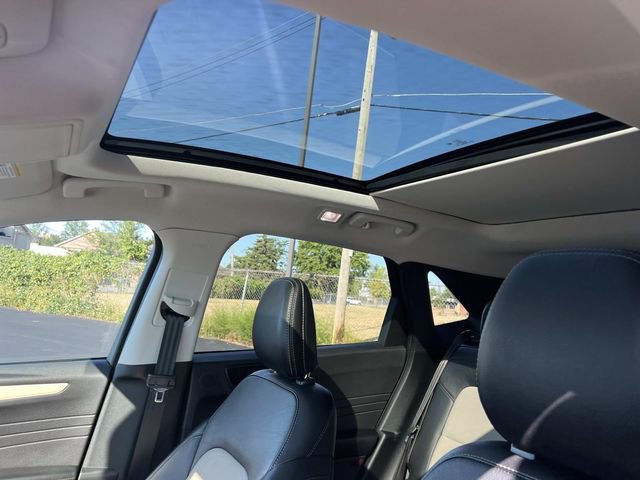 Certified 2021 Ford Escape Titanium w/ Titanium Elite Package AWD/4WD image 22