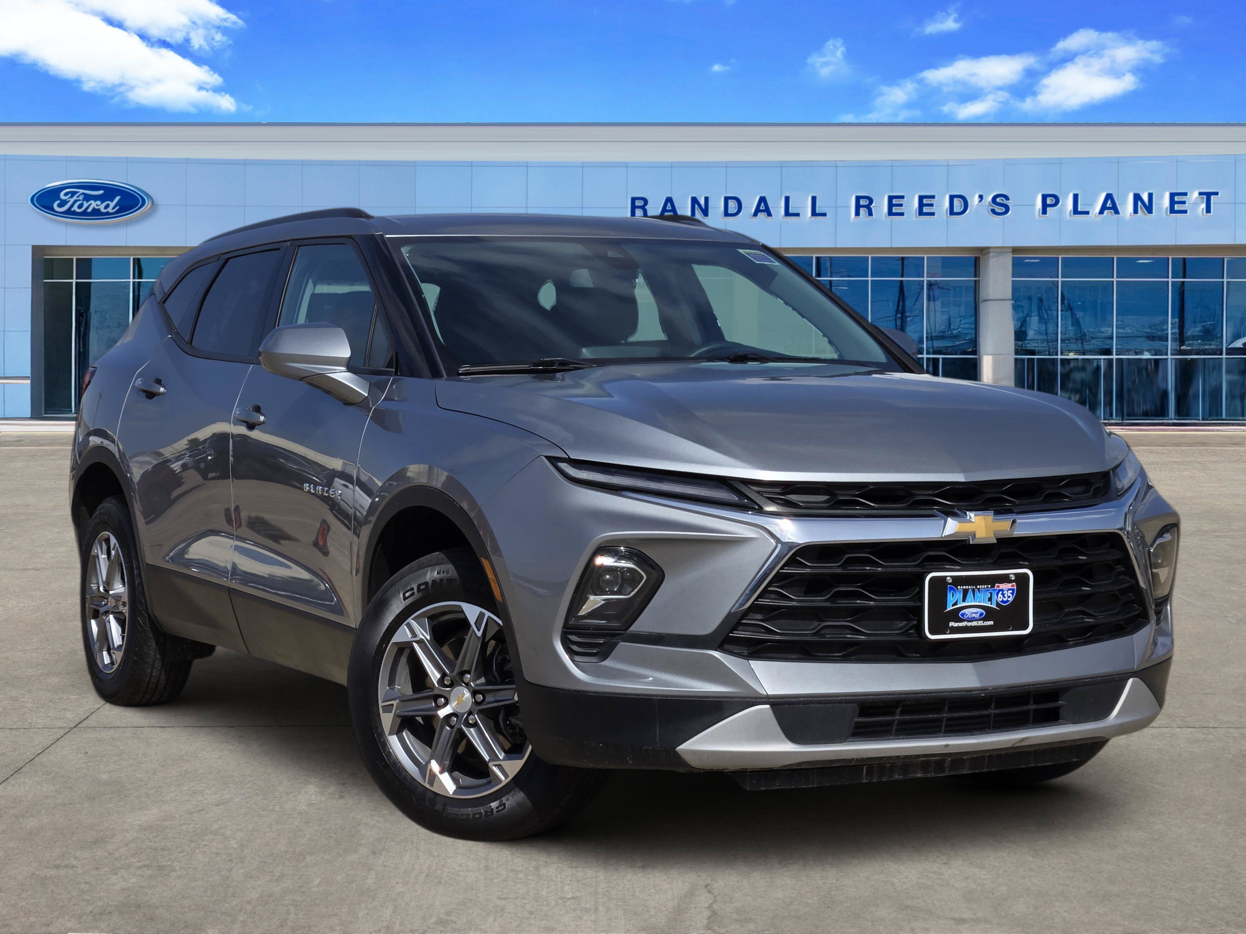 Used 2024 Chevrolet Blazer LT w/ Convenience Package FWD image 1