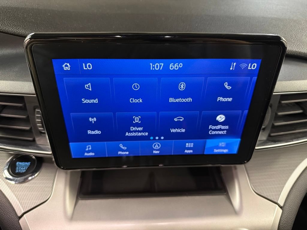 Certified 2022 Ford Explorer XLT w/ Equipment Group 202A AWD/4WD image 9