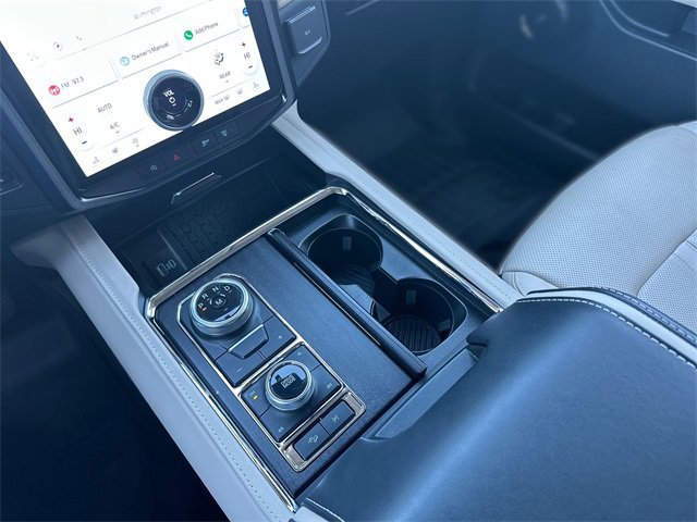 Certified 2023 Ford Expedition Platinum image 22