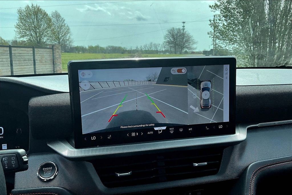 Certified 2025 Ford Explorer ST-Line w/ ST-Line Street Pack image 15