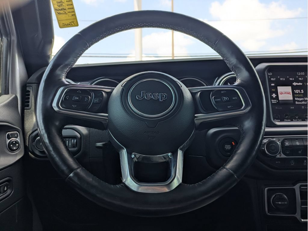 Used 2020 Jeep Wrangler Unlimited Sahara AWD/4WD image 19