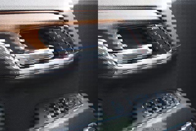 Used 2025 Chevrolet Silverado 2500 High Country w/ High Country Premium Package image 19