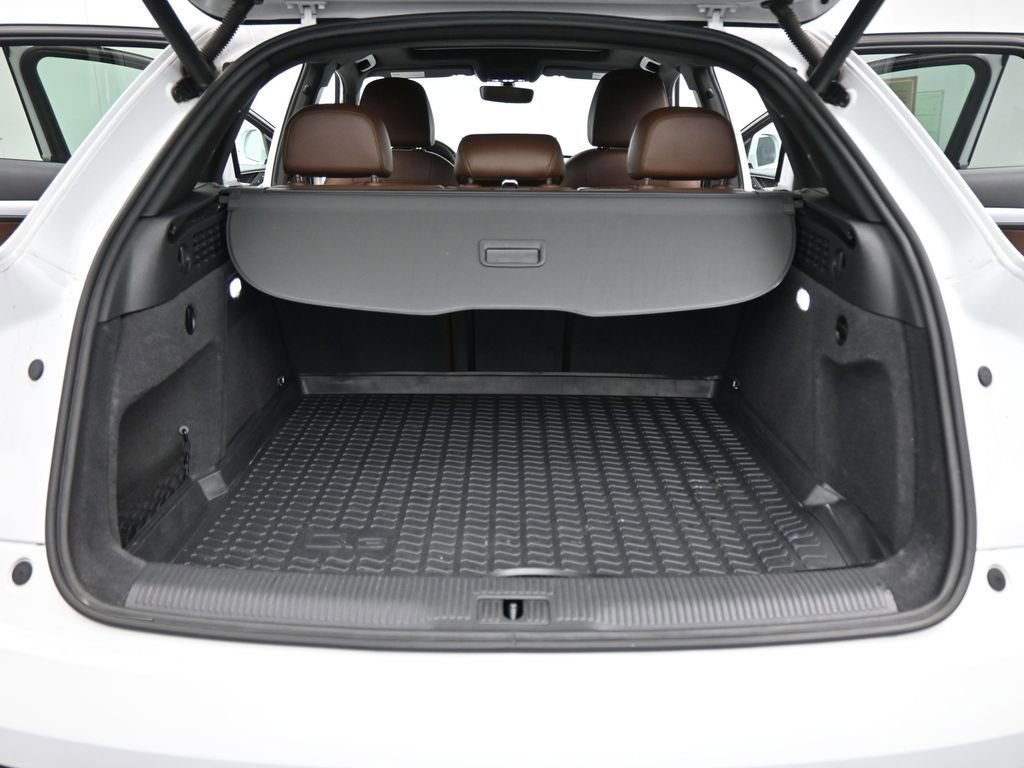 Used 2018 Audi Q3 2.0T Premium image 48