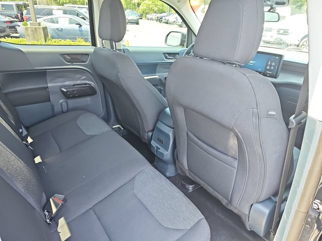 Certified 2025 Ford Maverick XL FWD image 13