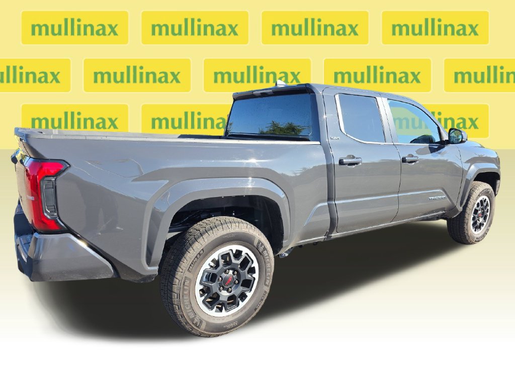 Used 2026 Toyota Tacoma SR5 AWD/4WD image 3