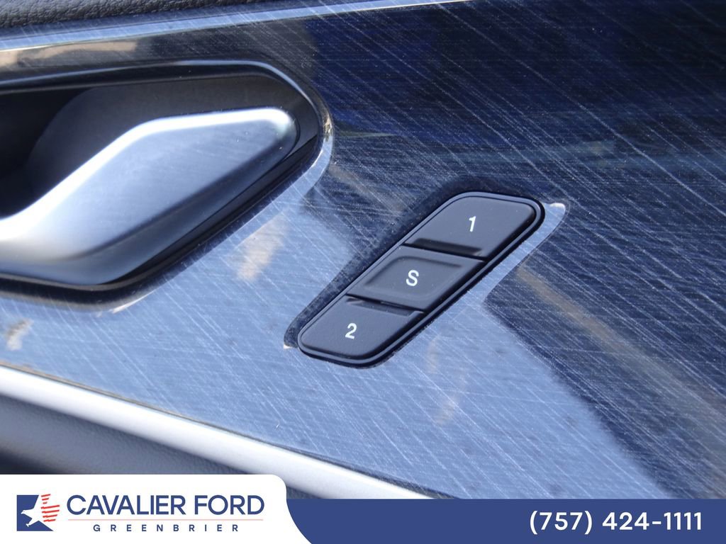 Used 2024 Jeep Grand Cherokee Trailhawk w/ Advanced Protech Group II AWD/4WD image 22