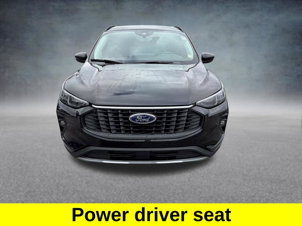 Certified 2025 Ford Escape Platinum AWD/4WD image 9