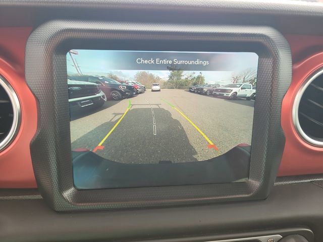 Used 2023 Jeep Gladiator Rubicon w/ LED Lighting Group image 21