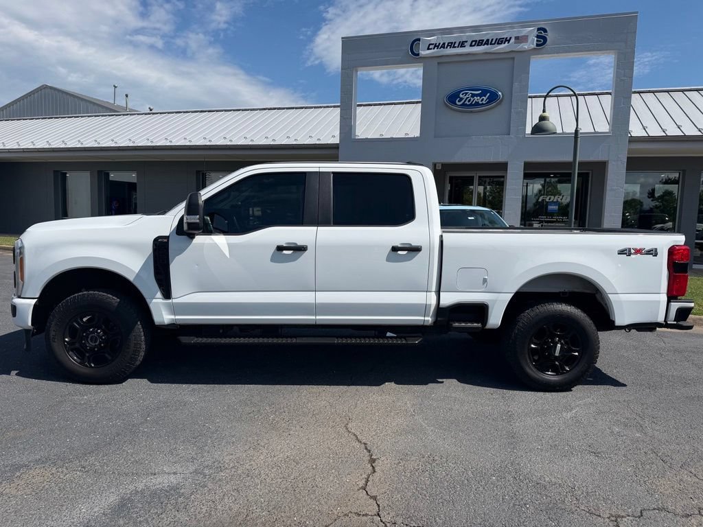 Certified 2023 Ford F250 XL w/ STX Appearance Package AWD/4WD image 2