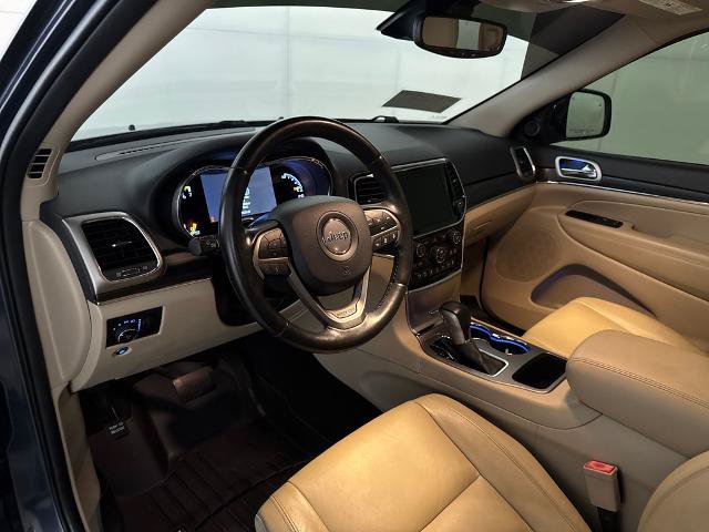 Used 2020 Jeep Grand Cherokee Limited RWD image 16
