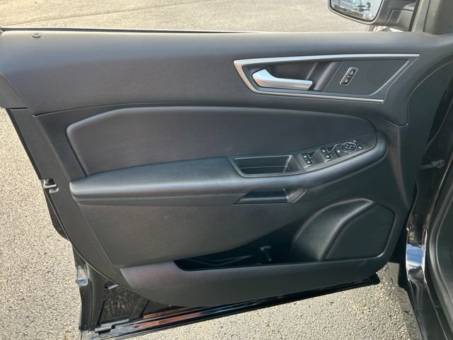 Certified 2024 Ford Edge SEL w/ Convenience Package AWD/4WD image 11
