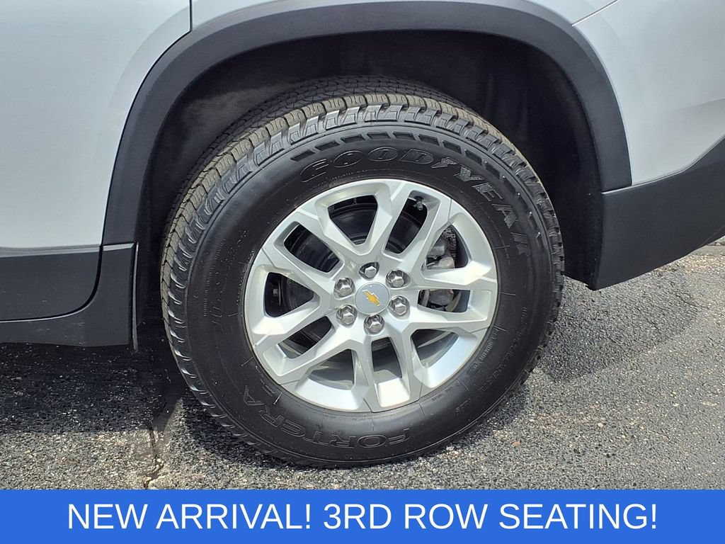 Used 2022 Chevrolet Traverse LS AWD/4WD image 27