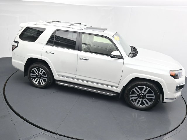 Used 2024 Toyota 4Runner Limited AWD/4WD image 36