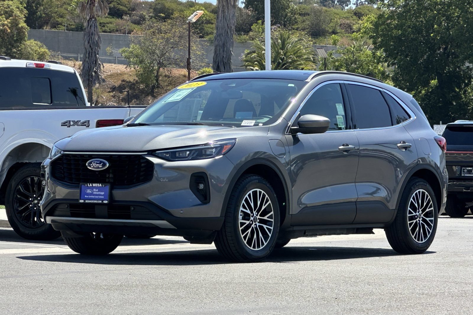Certified 2023 Ford Escape SE w/ PHEV Premium Package FWD image 7
