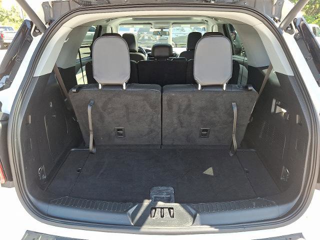 Certified 2022 Ford Explorer XLT w/ Equipment Group 202A image 34