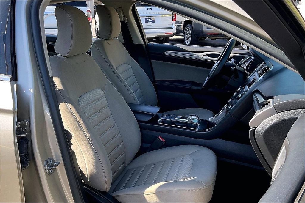 Certified 2019 Ford Fusion S FWD image 6