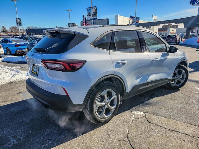 Certified 2025 Ford Escape ST-Line w/ Tech Pack #1 image 5