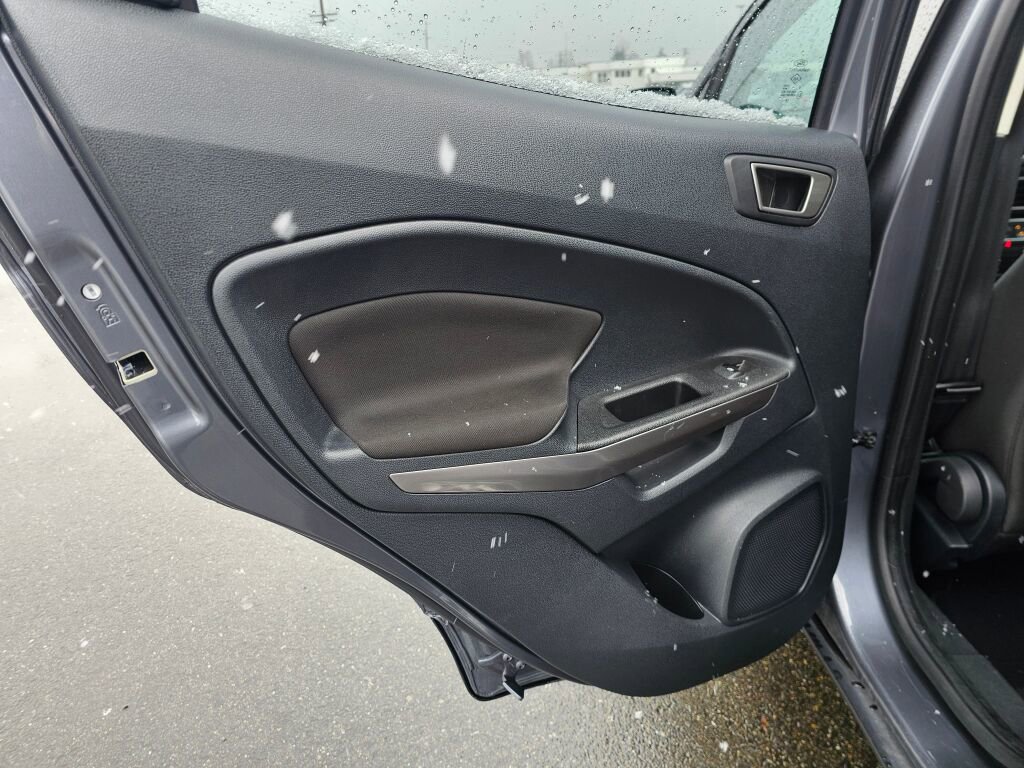 Certified 2021 Ford EcoSport SE image 12