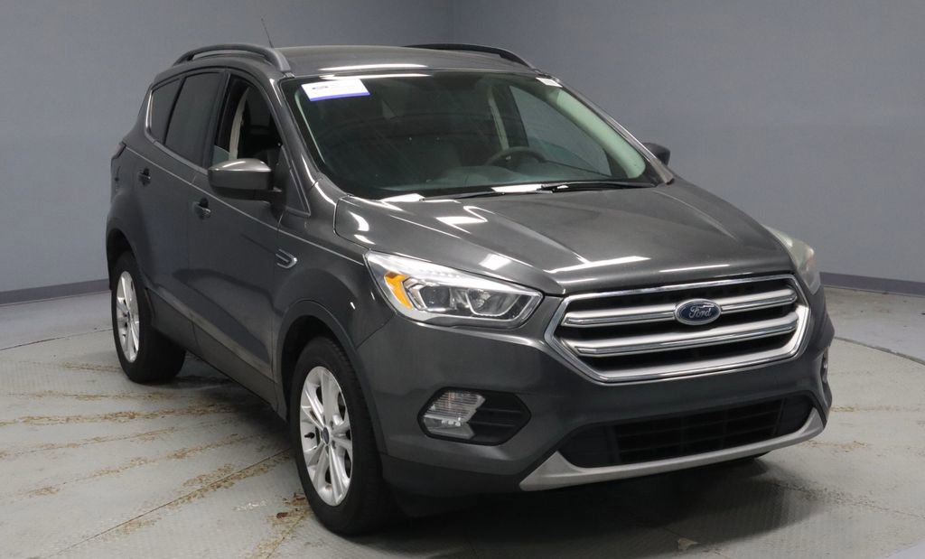 Certified 2017 Ford Escape SE w/ Equipment Group 201A