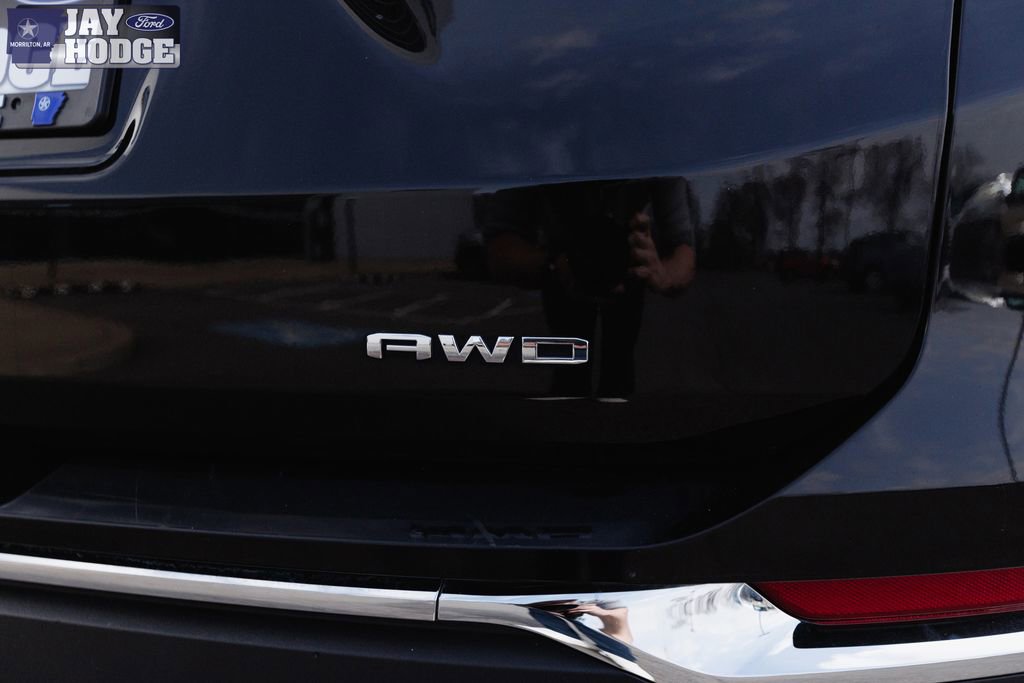 Used 2024 GMC Terrain SLT image 50