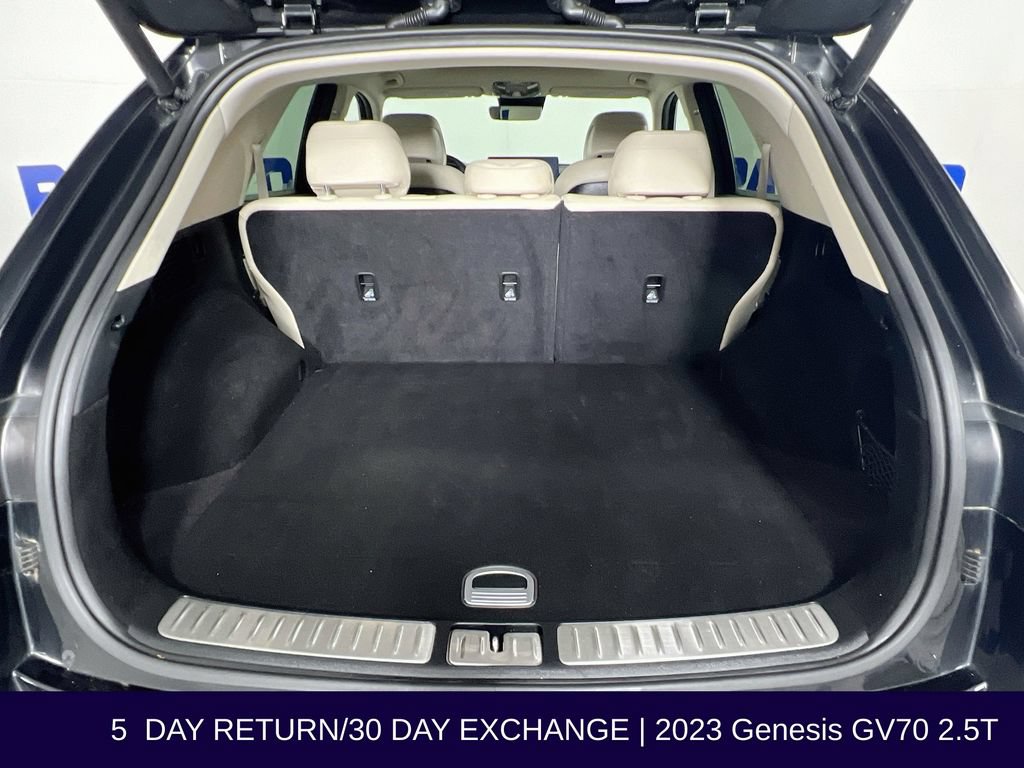 Used 2023 Genesis GV70 2.5T w/ Select Package AWD/4WD image 31