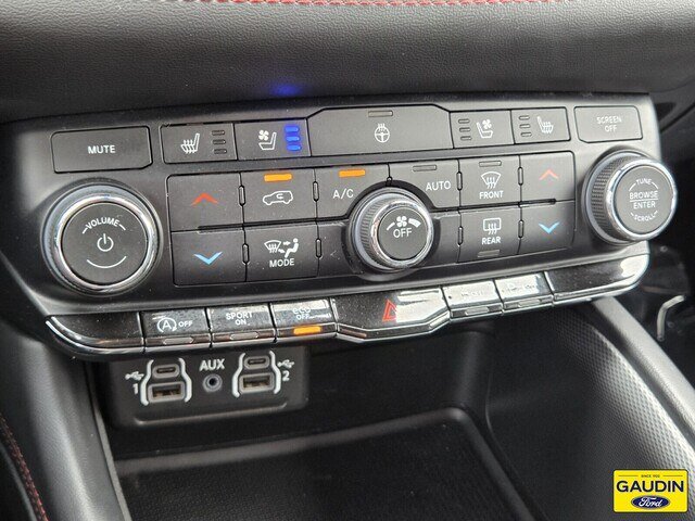 Used 2024 Dodge Durango GT AWD/4WD image 24