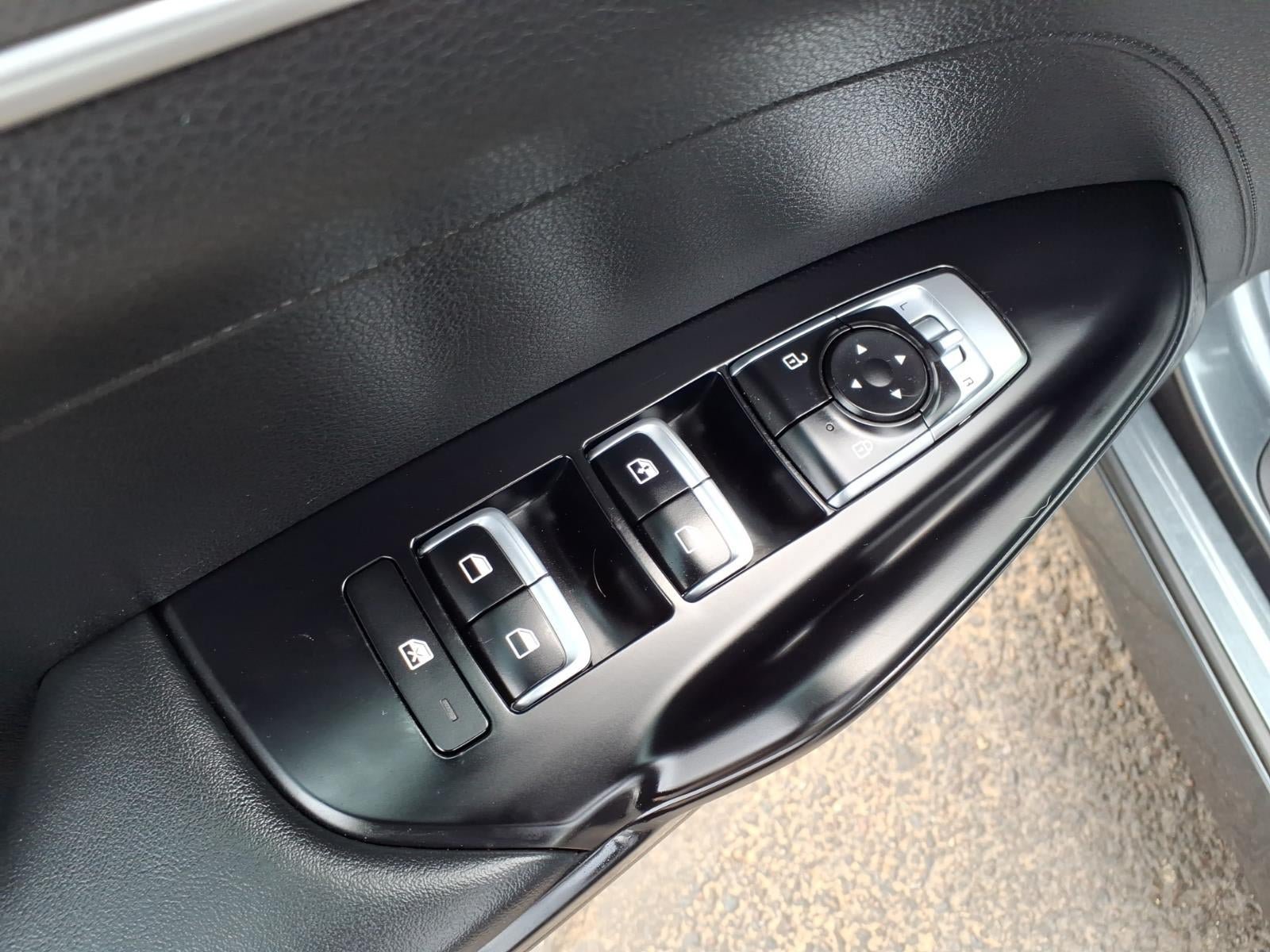 Used 2022 Kia K5 LXS FWD image 21