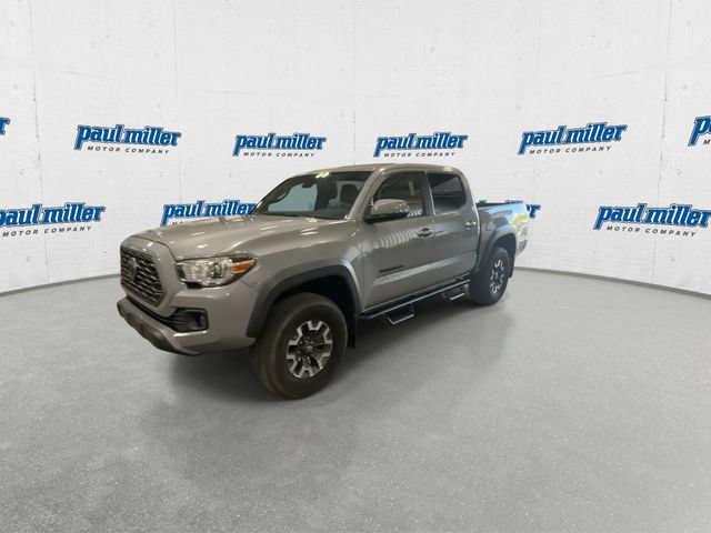 Used 2021 Toyota Tacoma TRD Off-Road w/ Blackout Package (TMS) AWD/4WD image 5