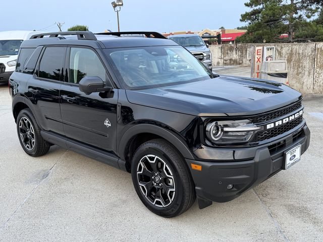 Certified 2025 Ford Bronco Sport Outer Banks w/ Outer Banks Tech Package+ AWD/4WD image 6