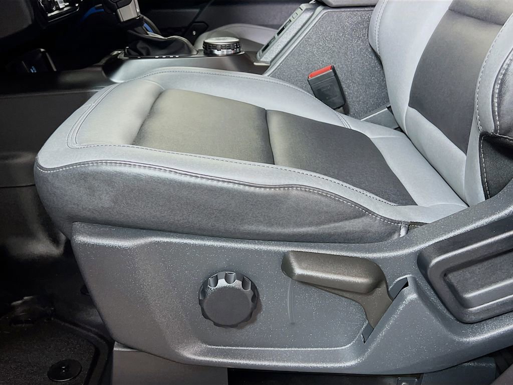 Certified 2024 Ford Bronco Black Diamond image 25