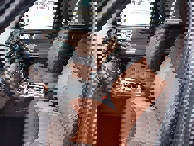 Certified 2022 Ford Explorer King Ranch w/ Technology Package image 9