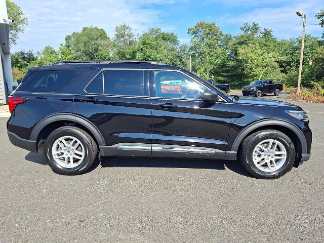 Certified 2025 Ford Explorer Active AWD/4WD image 7