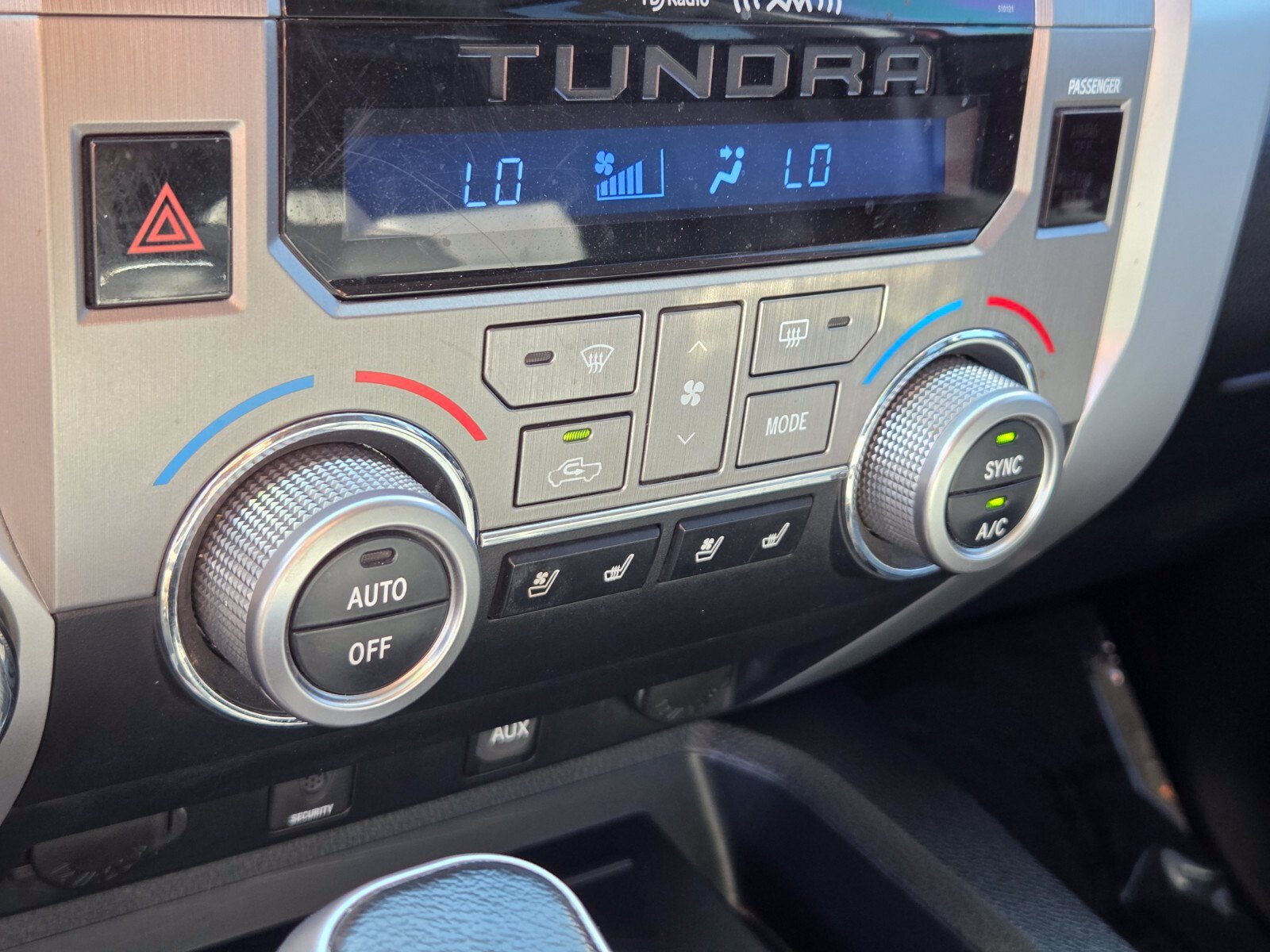 Used 2017 Toyota Tundra Platinum AWD/4WD image 23
