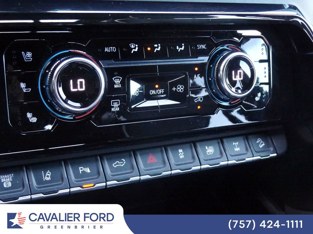 Used 2024 GMC Sierra 2500 AT4X AWD/4WD image 39