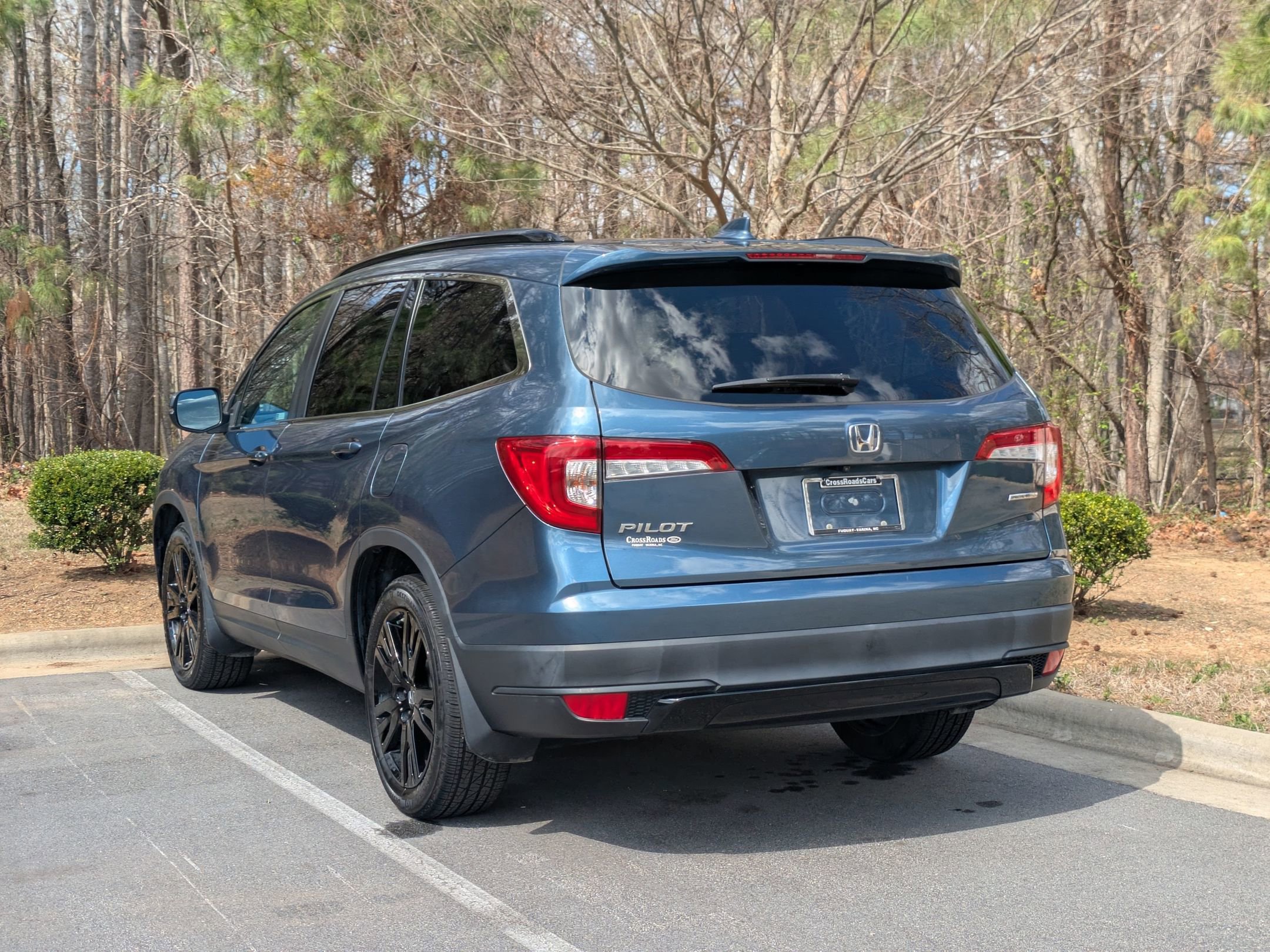 Used 2021 Honda Pilot Special Edition image 2