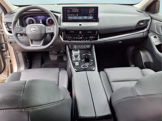 Used 2025 Nissan Rogue SL w/ Tech Package AWD/4WD image 13